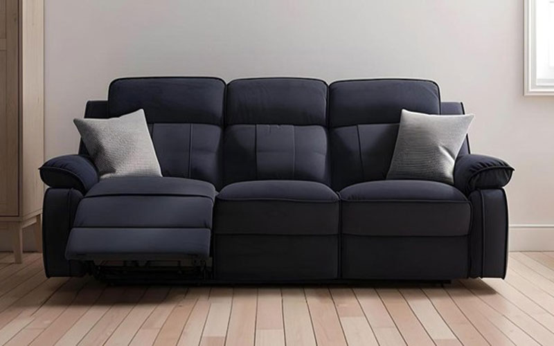 Recliner-Chairs